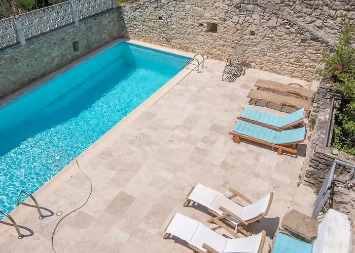 Ferienhaus Grand De Caractere 25 Personnes Piscine Ners